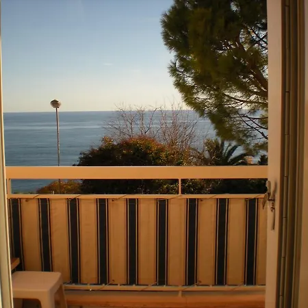 Frontemare * Cap-d'Ail